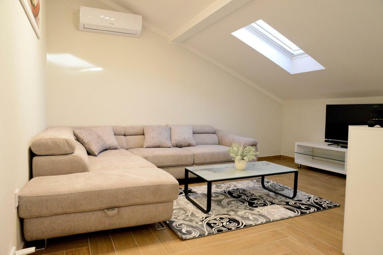 Katarina Apartment *